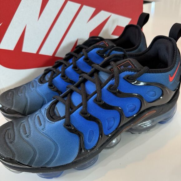 Nike Men’s Air VaporMax Plus Shoes Size 11.5 “Knicks” Black Bright Crimson